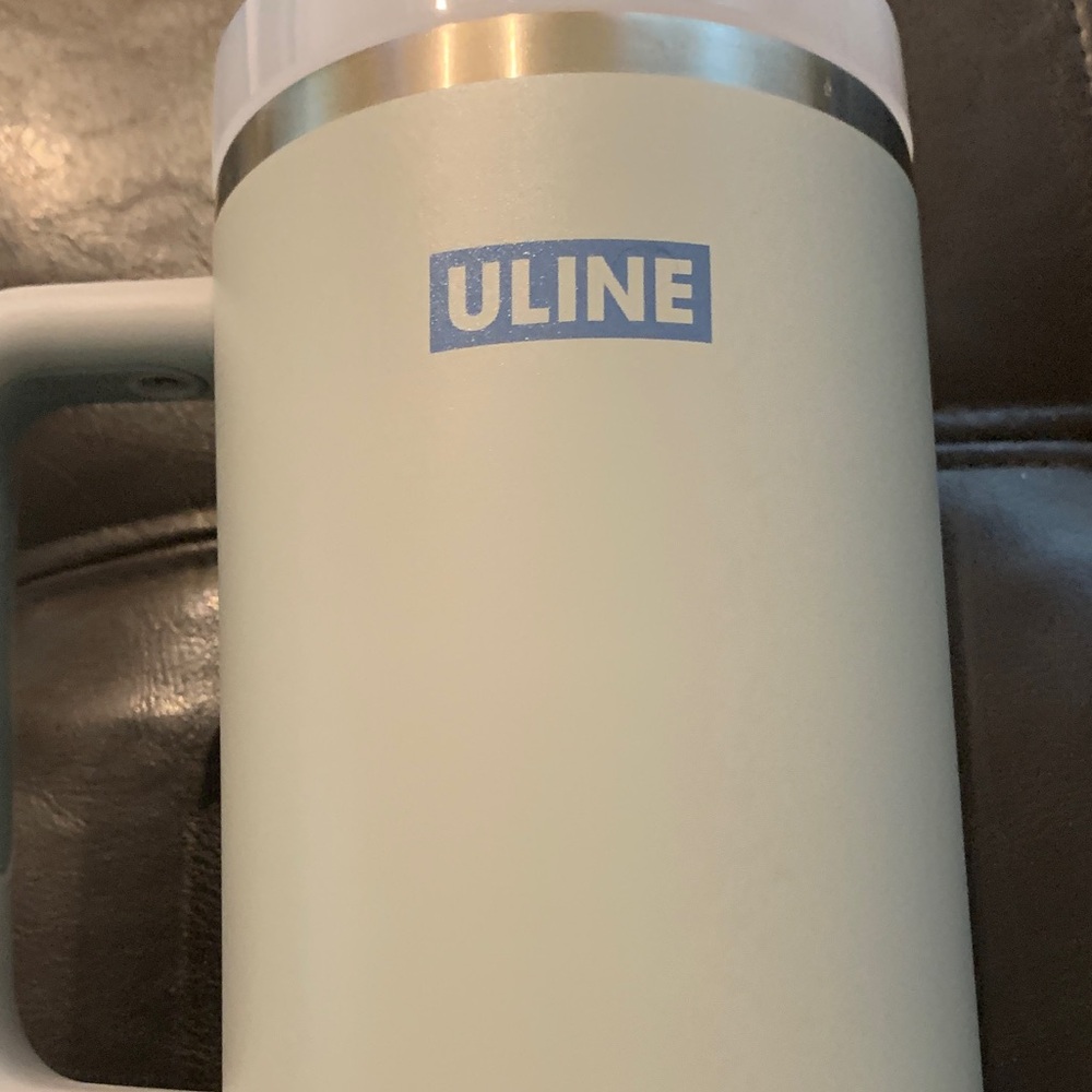 Stanley Light Gray Quencher Tumbler - Picture 2 of 2